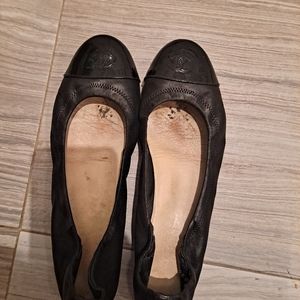 Chanel leather flat shoe size 40 black